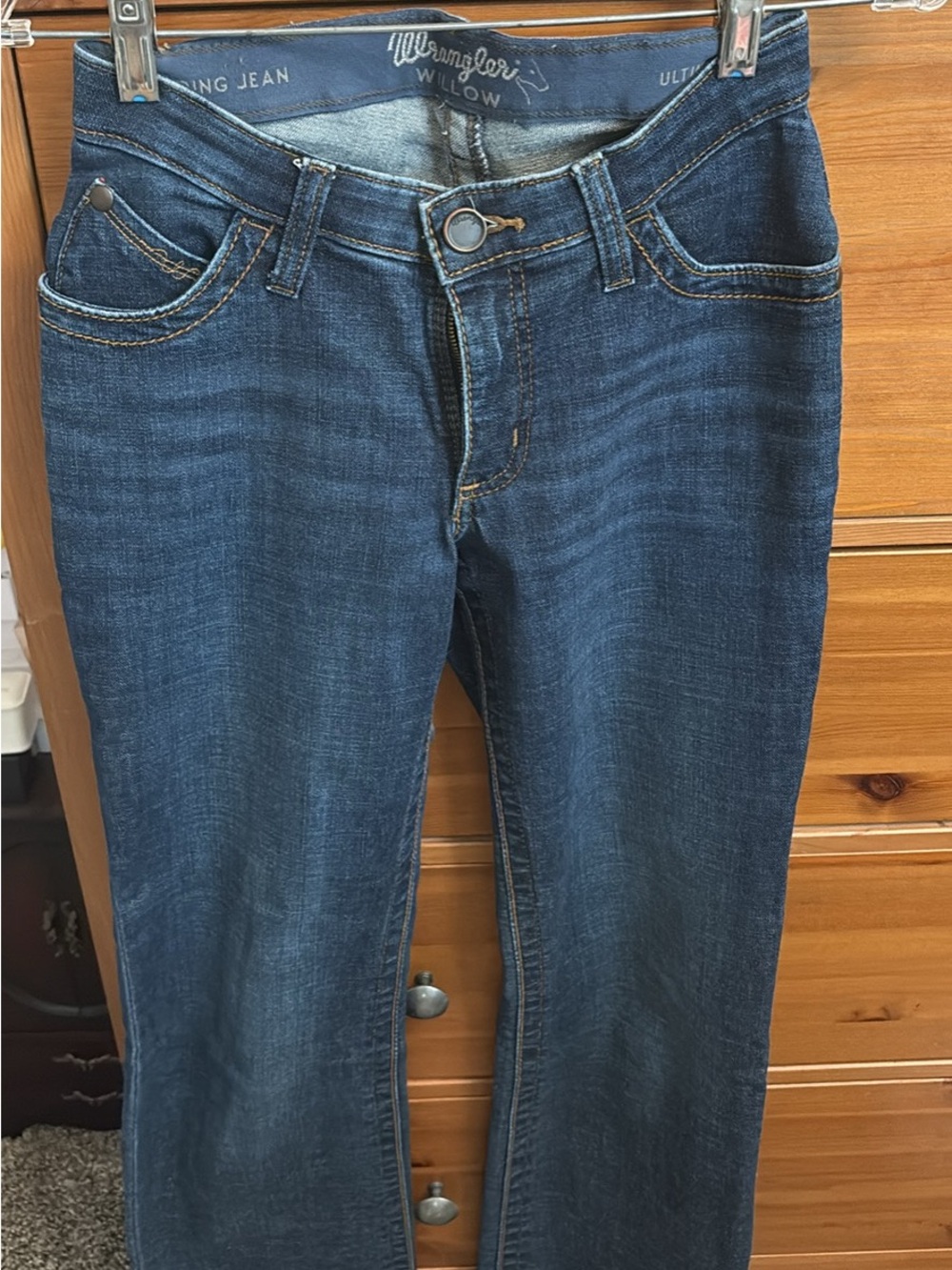 Wrangler willow Women's Boot Cut Jeans in Dark Blue Denim size: 0 length 34